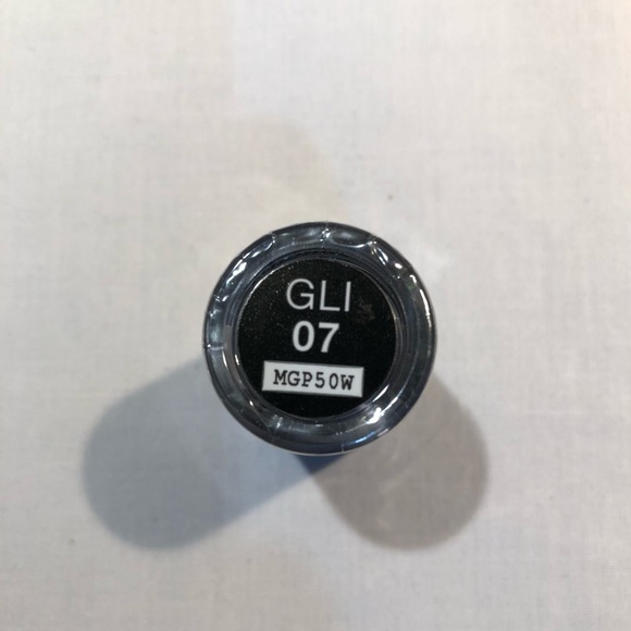 Nyx Face and Body Glitter! Shade: Ice. - Picture 5 of 5